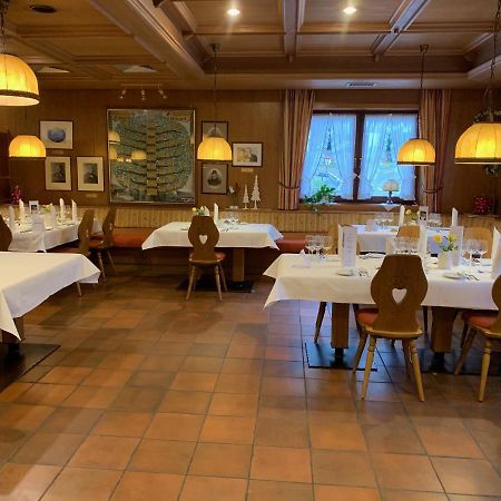 Gasthof Hotel Engel Симонсвалд Екстериор снимка