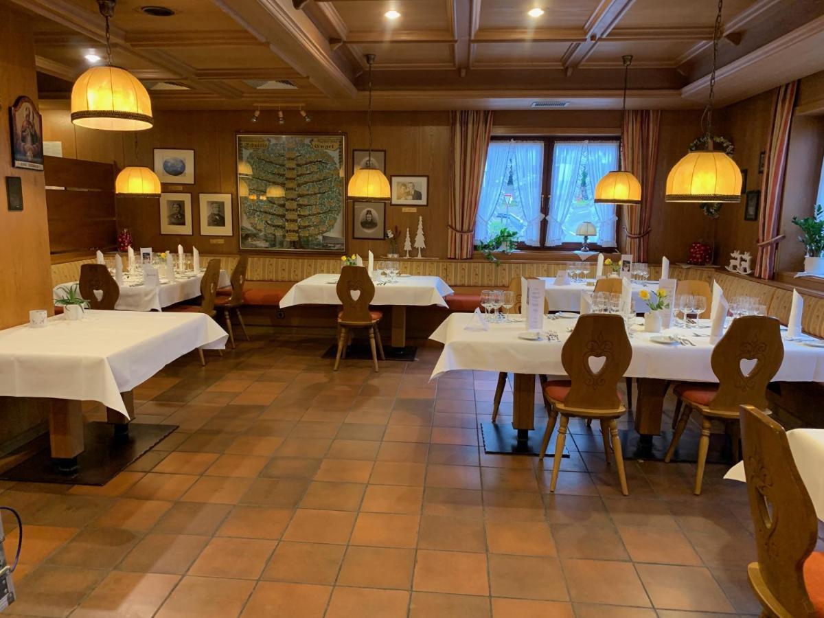 Gasthof Hotel Engel Симонсвалд Екстериор снимка
